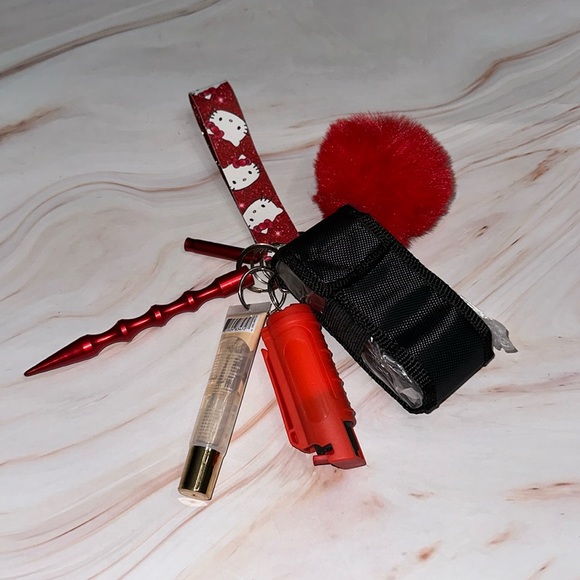 Red Hello Kitty Self Defense Keychain - Picture 1 of 1